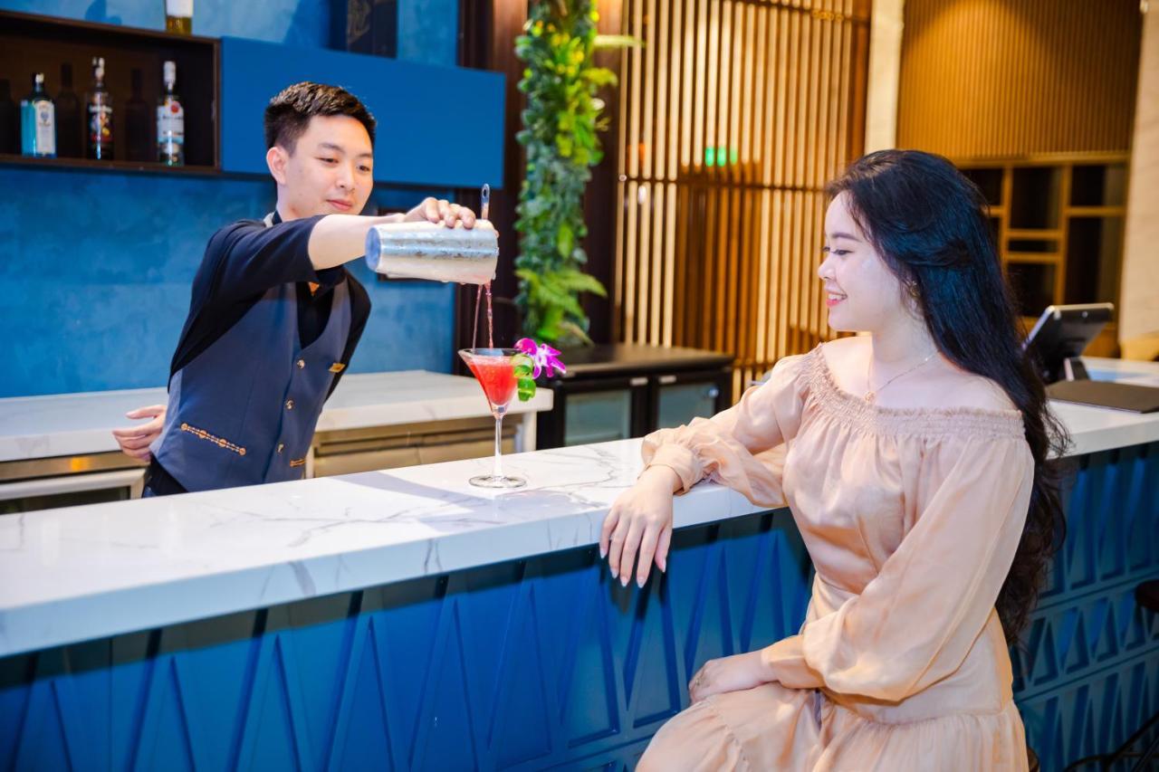 Muong Thanh Luxury Ha Long Centre Hotel Exterior foto