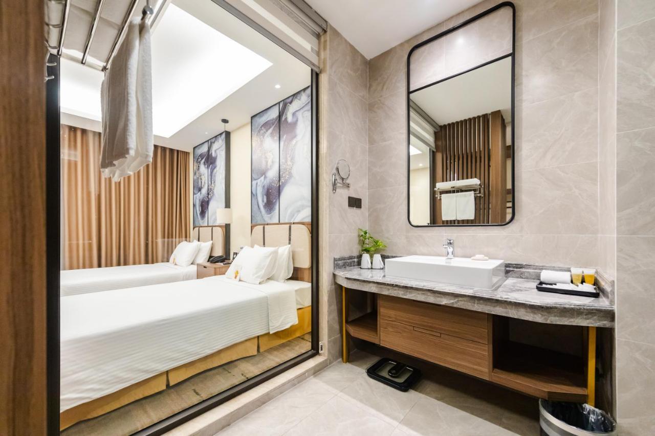 Muong Thanh Luxury Ha Long Centre Hotel Exterior foto